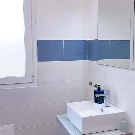 فندق مبيت وإفطار Dimora Calauriia - Adults Only *