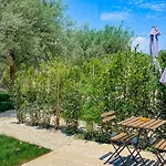 Dimora Calauriia - Adults Only Couette-café Noto