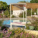 Dimora Calauriia - Adults Only Couette-café Noto