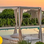 Dimora Calauriia - Adults Only Couette-café Noto
