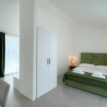 Dimora Calauriia - Adults Only Bed & Breakfast 4*