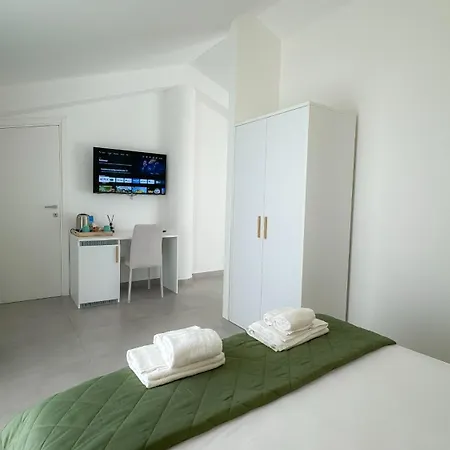 Dimora Calauriia - Adults Only B&B 노토