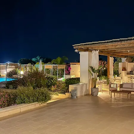 Dimora Calauriia - Adults Only Couette-café 4*