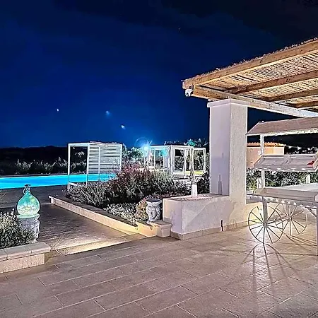 Dimora Calauriia - Adults Only Couette-café 4*